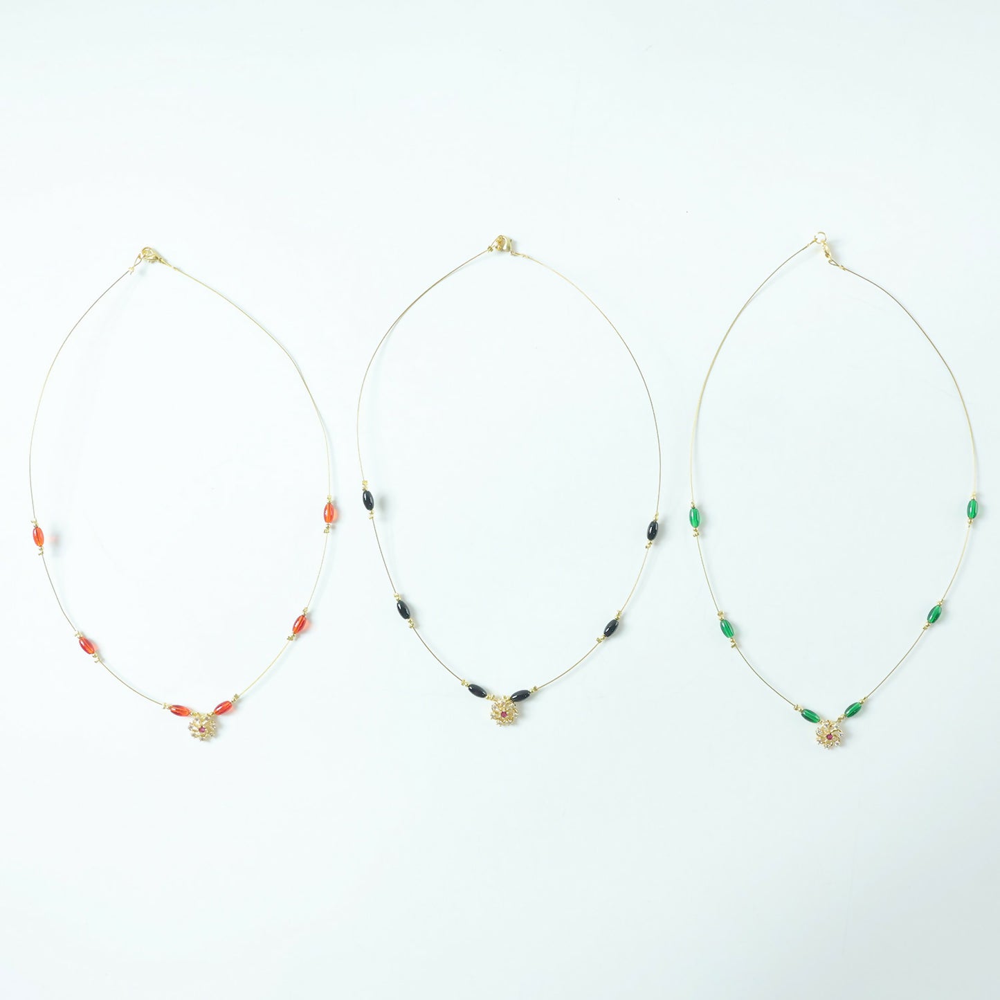 Floral Pendant Necklace with Multicolor Beads and Gemstone Design (3Pc/Set)