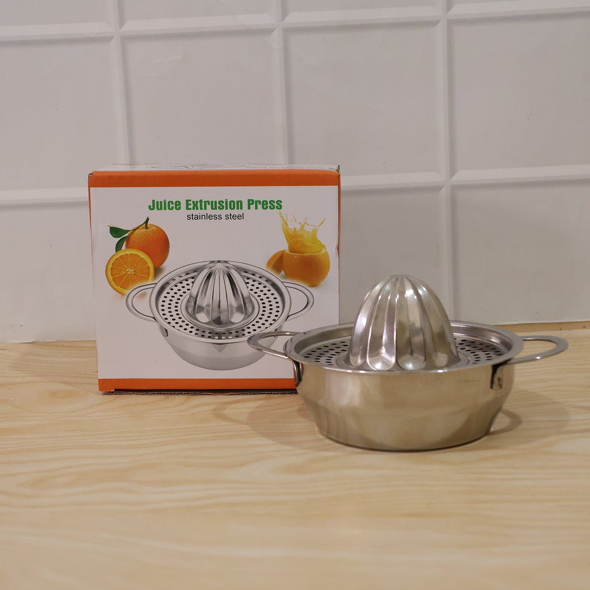 Stainless Steel Citrus Juicer – Manual Hand Press for Fresh Juice - raw live camera photo