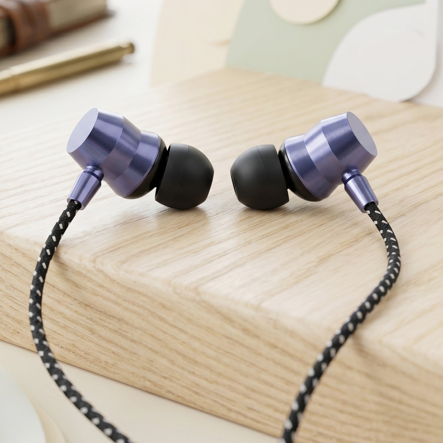 Wireless Bluetooth Neckband Earphones, Nack Band with Magnetic On / Off Earbuds