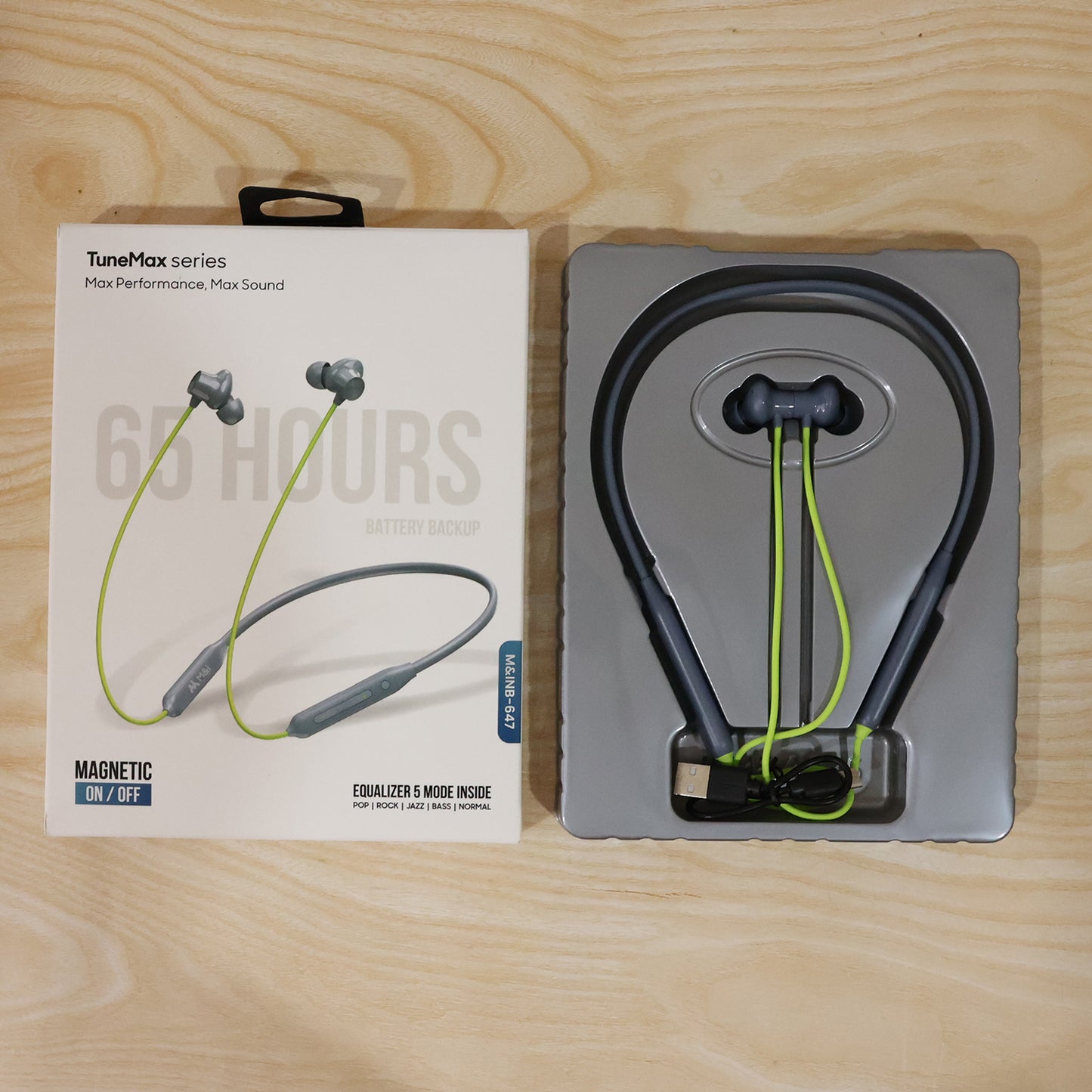 Wireless Bluetooth Neckband Earphones, Neck band with Magnetic On / Off Earbuds