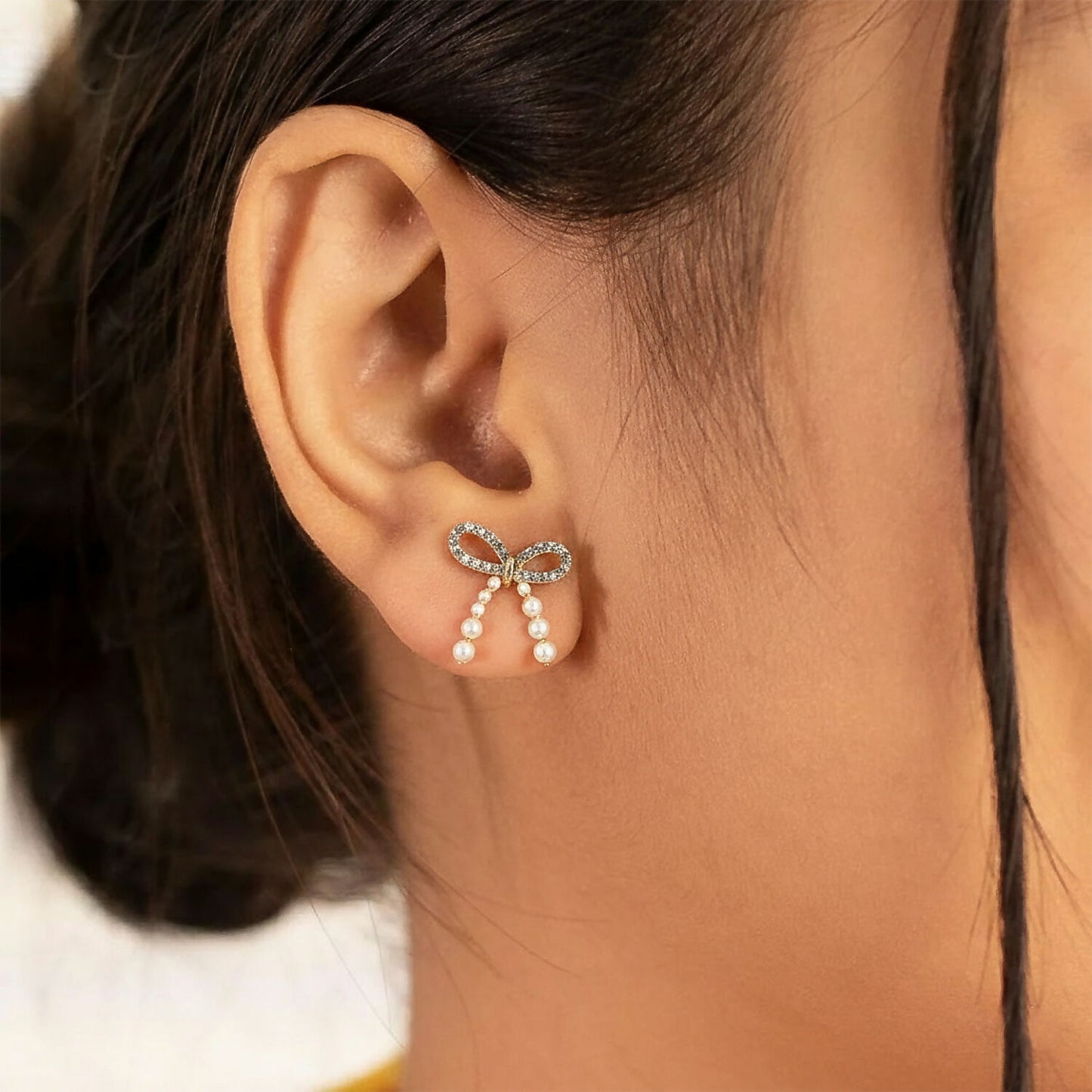 Chic Pearl Wreath Bow Earrings – Premium Design