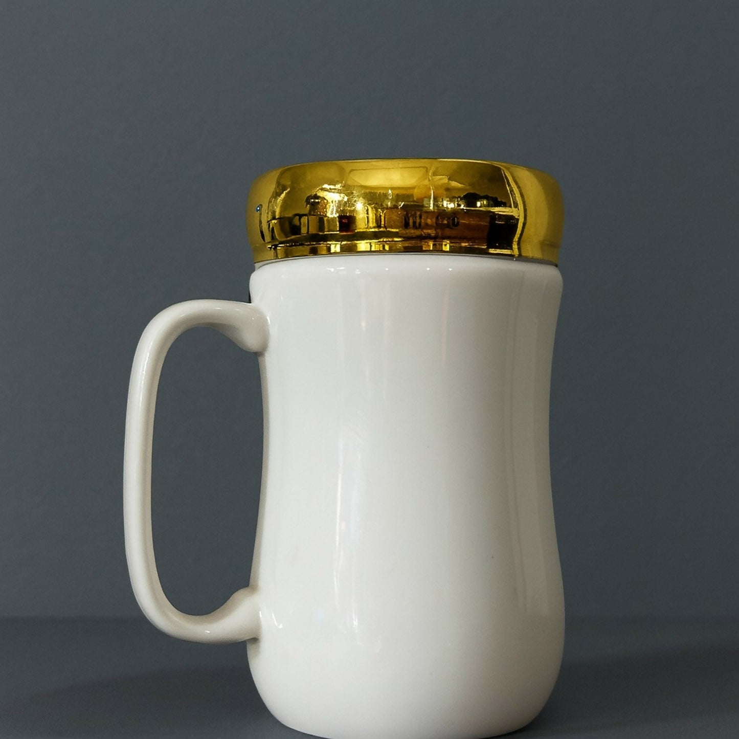 Love Printed Ceramic Mug with Golden Lid | Premium Gift Mug for Couples