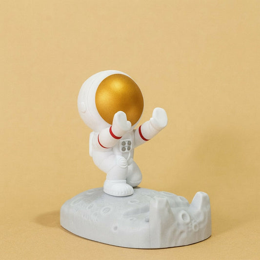 Cute Astronaut Mobile Phone Holder Stand for Desk | Creative Space Decor