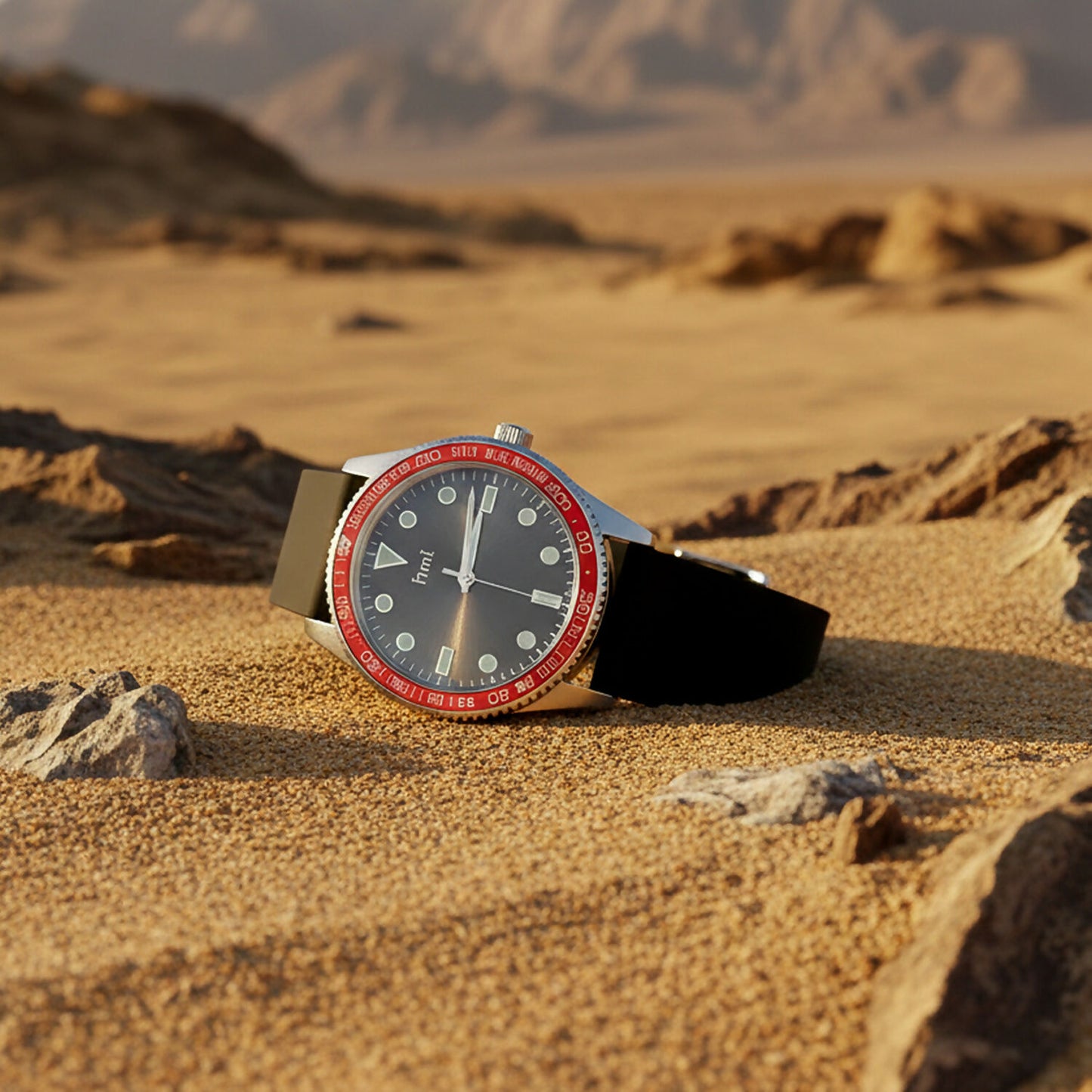 Classic Black Analog Wrist Watch with Rotating Bezel and Sporty Minimalist Dial