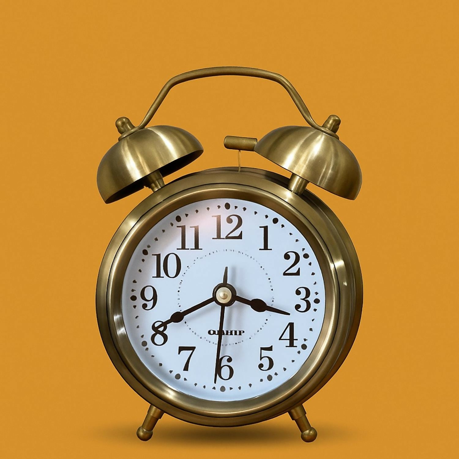 Premium Vintage Twin Bell Alarm Clock with Loud Ringer, Retro Analog Quartz Table Clock for Bedroom, Study & Office – Classic Brass Finish, Silent Sweep Movement, Battery Operated