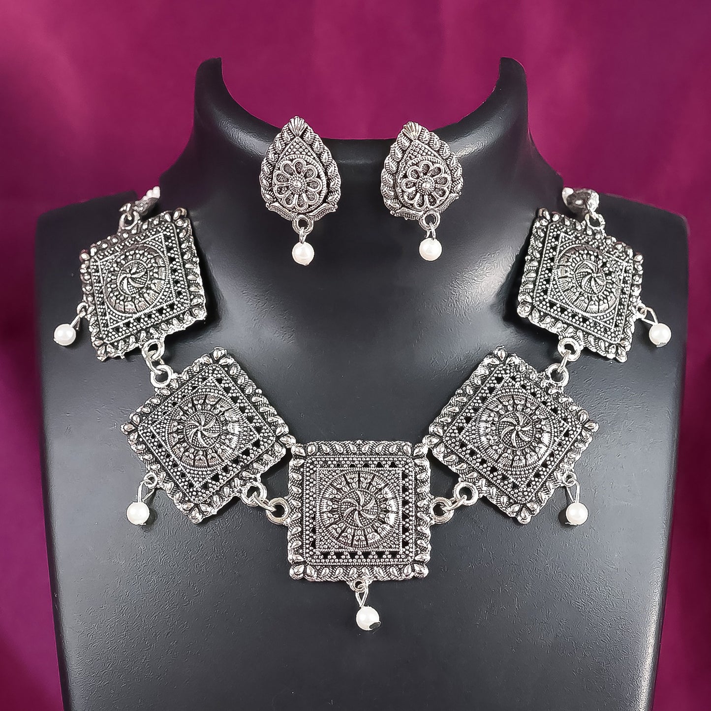 Brass Choker Necklace With Earrings (2Pc)