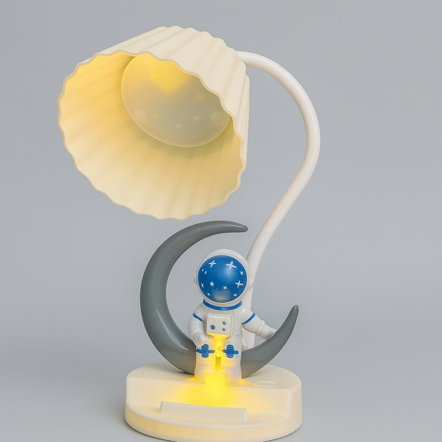 Astronaut Moon LED Table Lamp with Soft Light, USB Rechargeable Night Lamp
