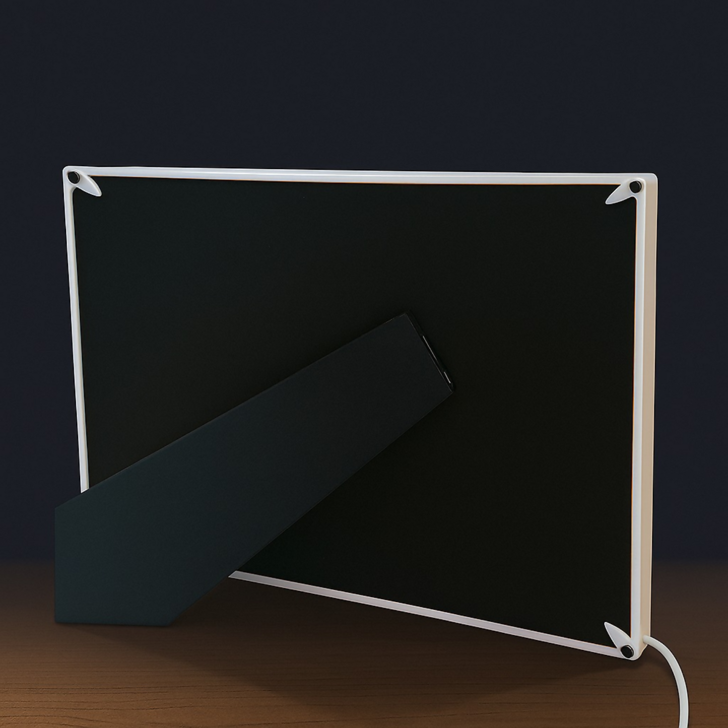 Romantic Heart-Themed LED Photo Frame for Couples | Warm Light Illuminated 5x7 Picture Frame with Red Heart Decorations | Anniversary, Wedding & Valentine Gift for Partner | Tabletop Decorative Night Lamp – USB Powered