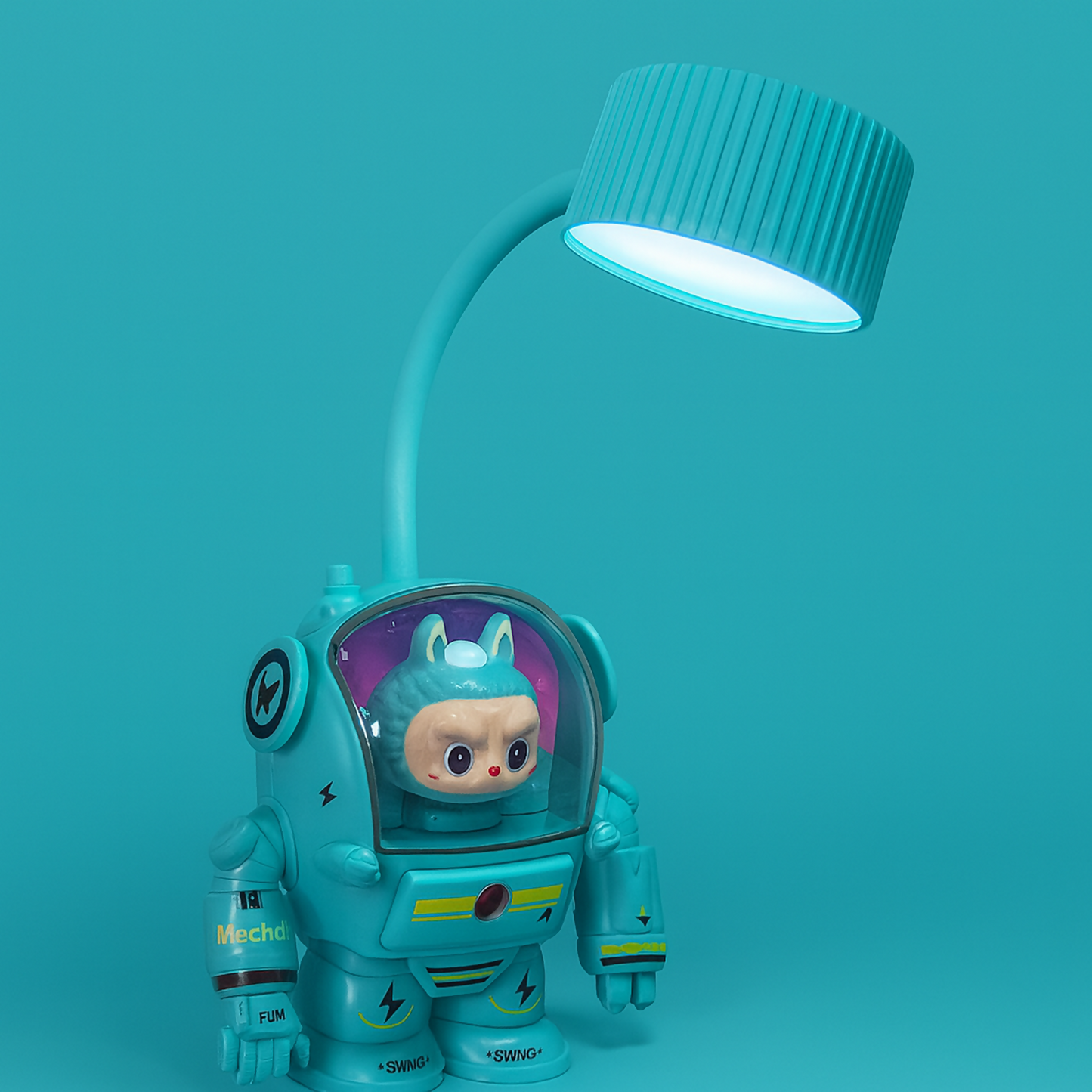 Astronaut Robot Desk Lamp with LED Light, USB Rechargeable Study Lamp