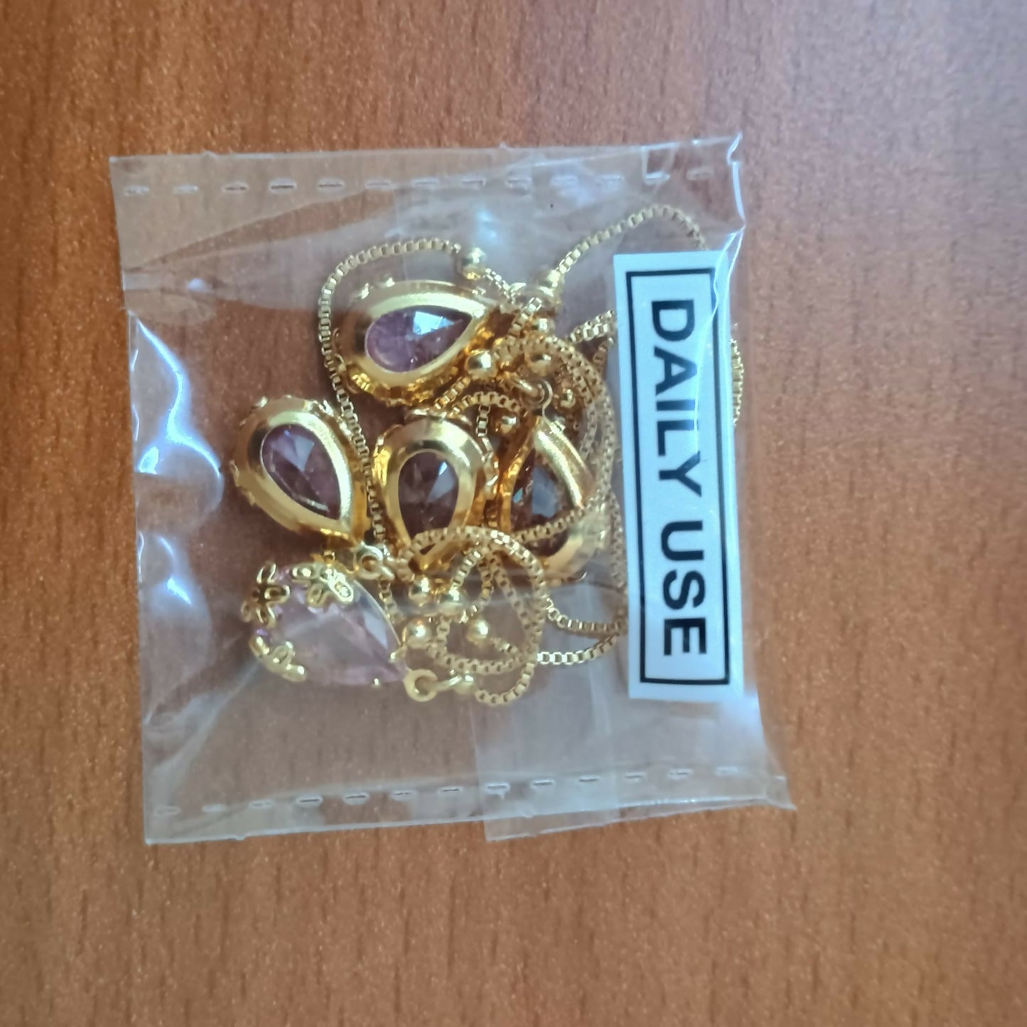 whl172_91203_charm_necklace_1204708a