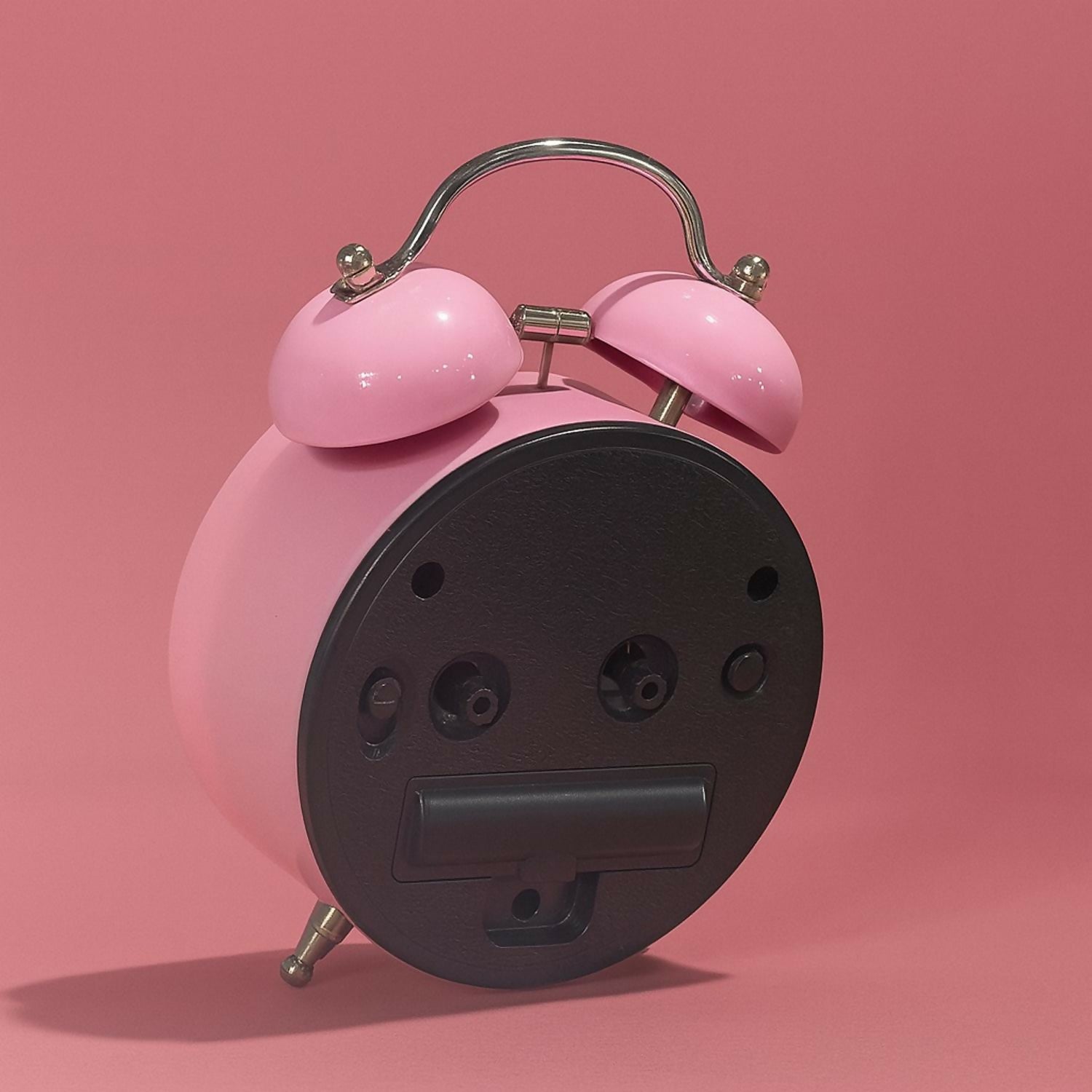 Pink Retro Twin Bell Alarm Clock for Bedroom, Classic Analog Quartz Table Clock with Loud Ringing, Silent Non-Ticking Sweep Movement, Battery Operated Bedside Wake-Up Clock for Kids, Girls & Home Décor