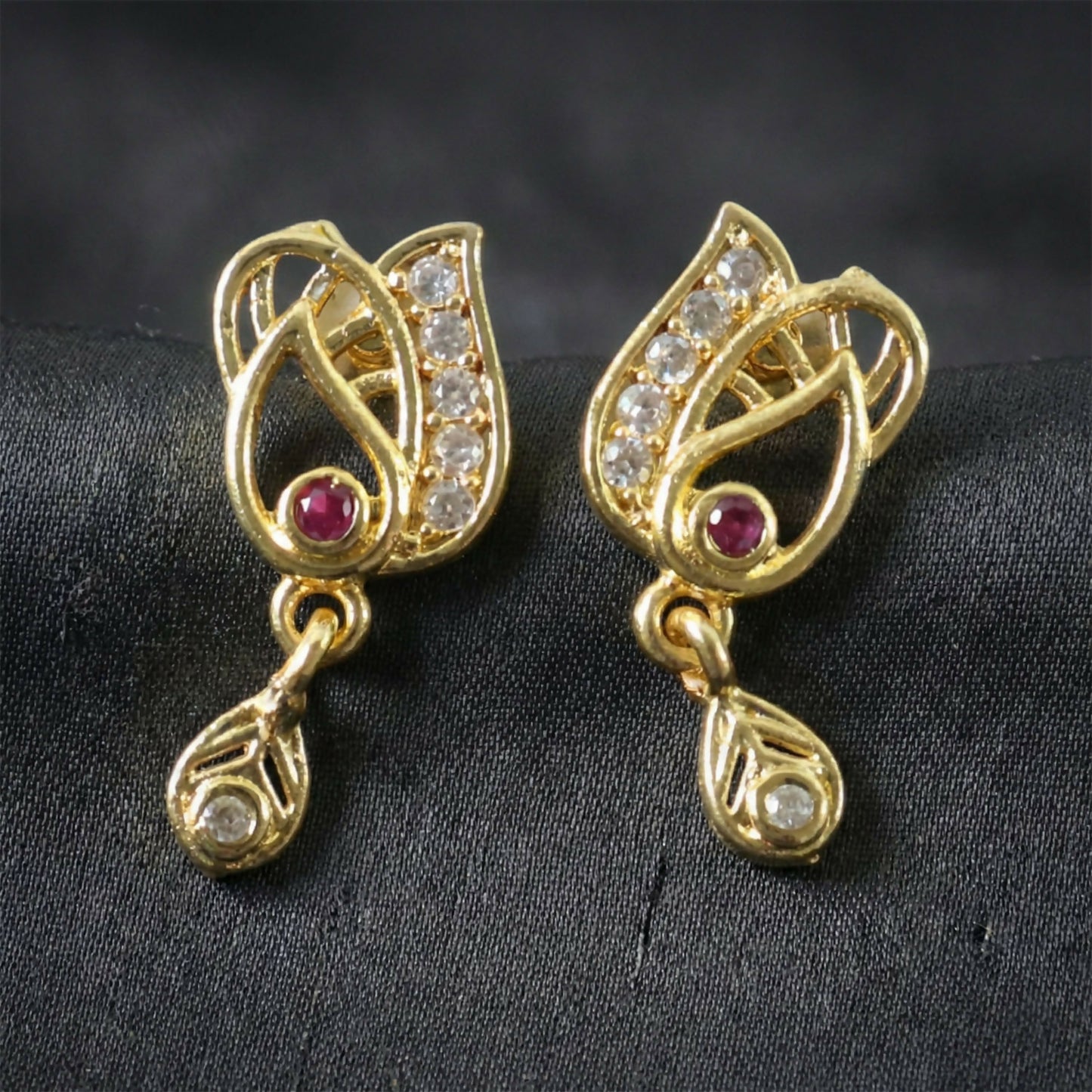 Earring 1-05