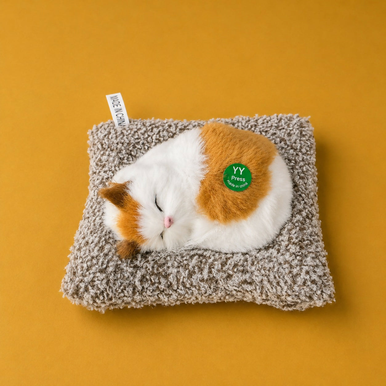 Cute sleeping kitten plush toy for room decoration