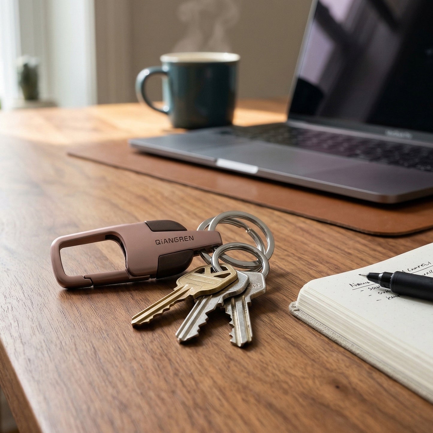 Premium Metal Key Holder with Secure and Stylish Keychain (1 Pc)