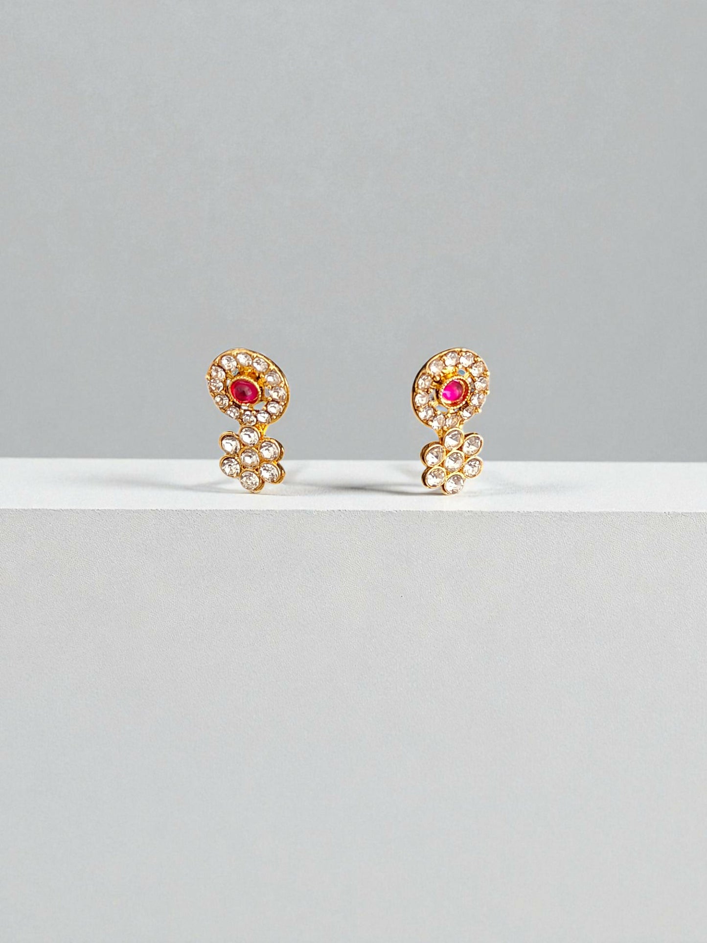 Traditional Kundan & Pearl Peacock Choker Necklace Set