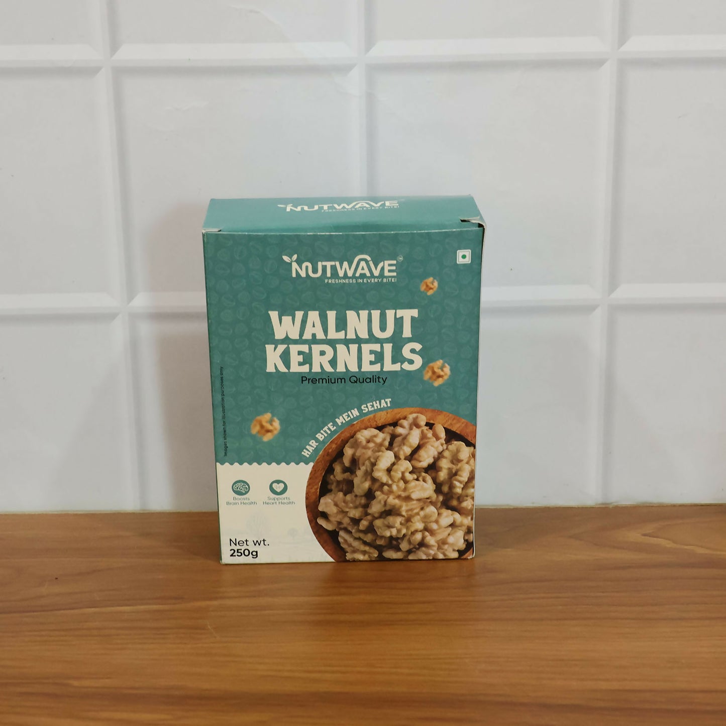 Nutwave Premium Walnut Kernels, Naturally Fresh Akhrot For High Protein (250Gm)