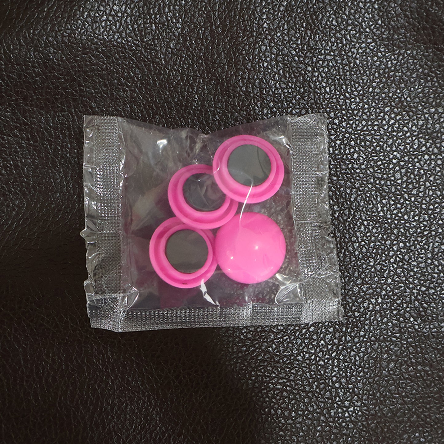 Round Fridge Magnets - (4 Pc / Set)