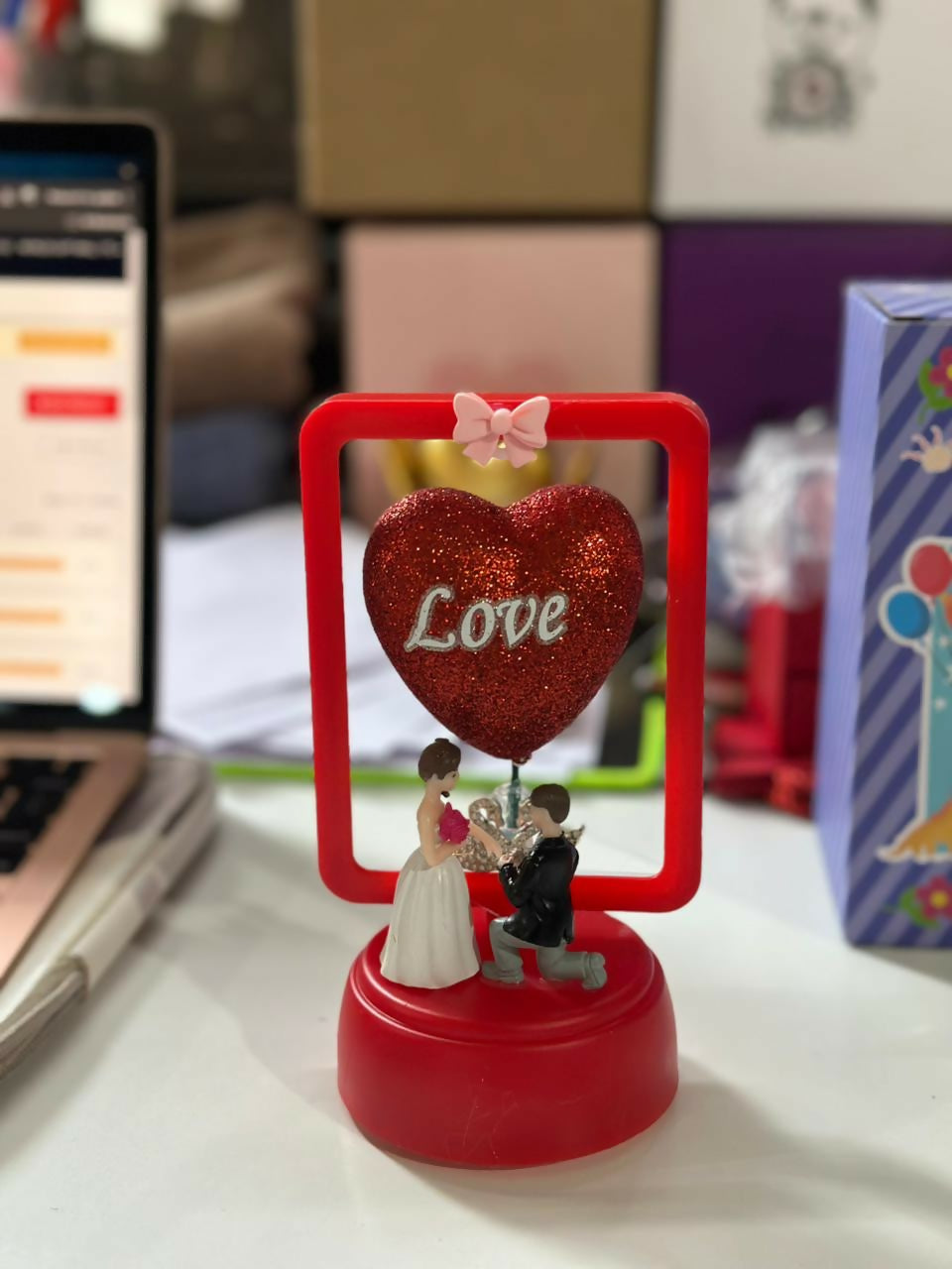 Romantic Proposal LED Showpiece with Heart & Couple Figurine for Gifting