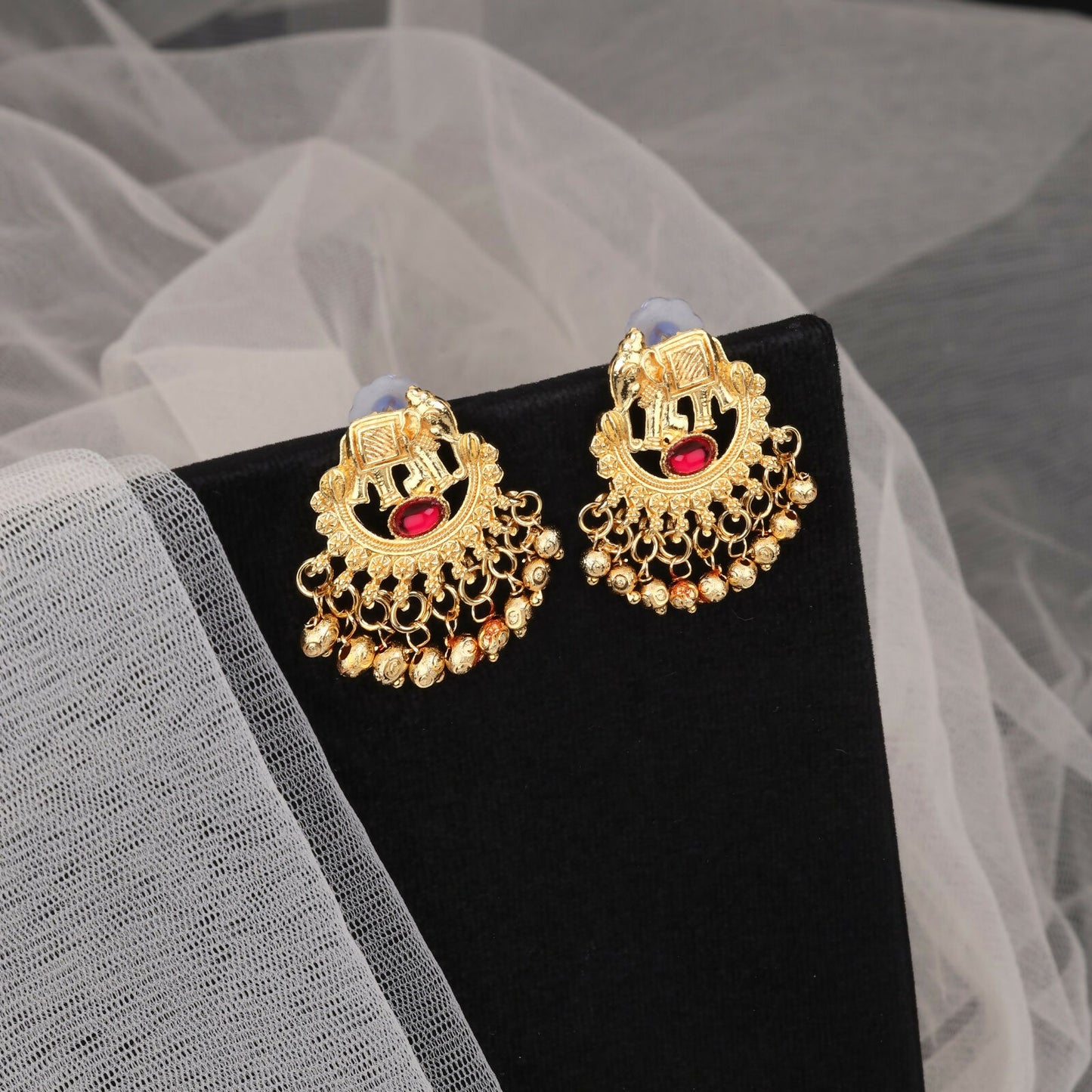 Traditional Pearl Chain Elephant Charm Necklace Set