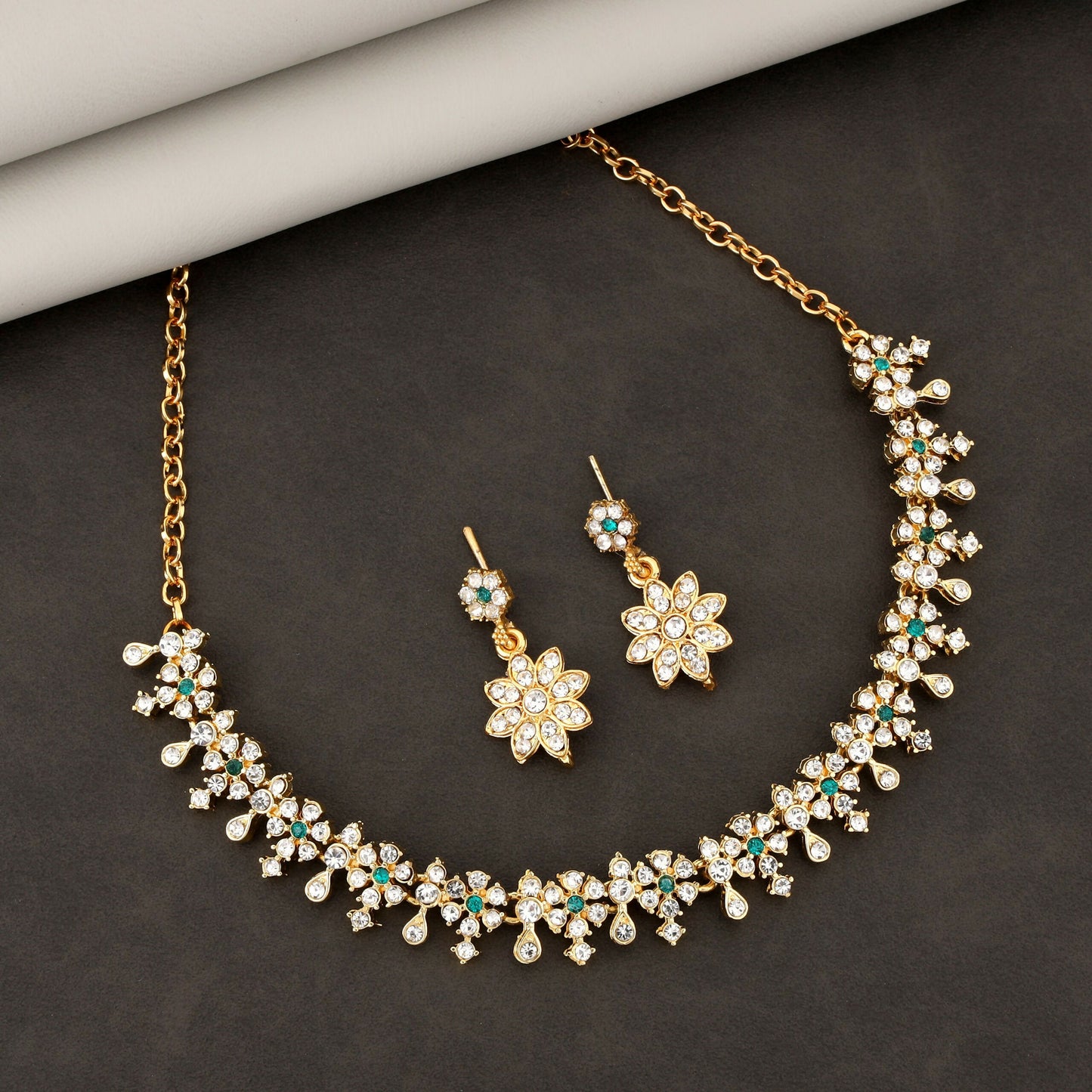 Gold-Plated Emerald Green & Diamond-Look Floral Choker Necklace Set