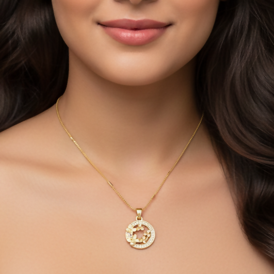 Gold-Plated AD Floral Circle Pendant Necklace For women and girls