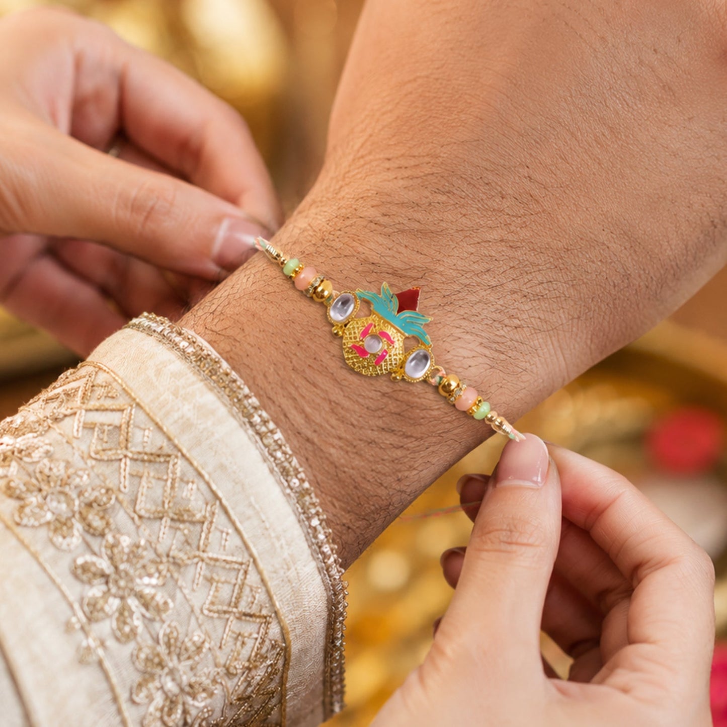 Designer Kalash Kundan Rakhi showing detailed beads