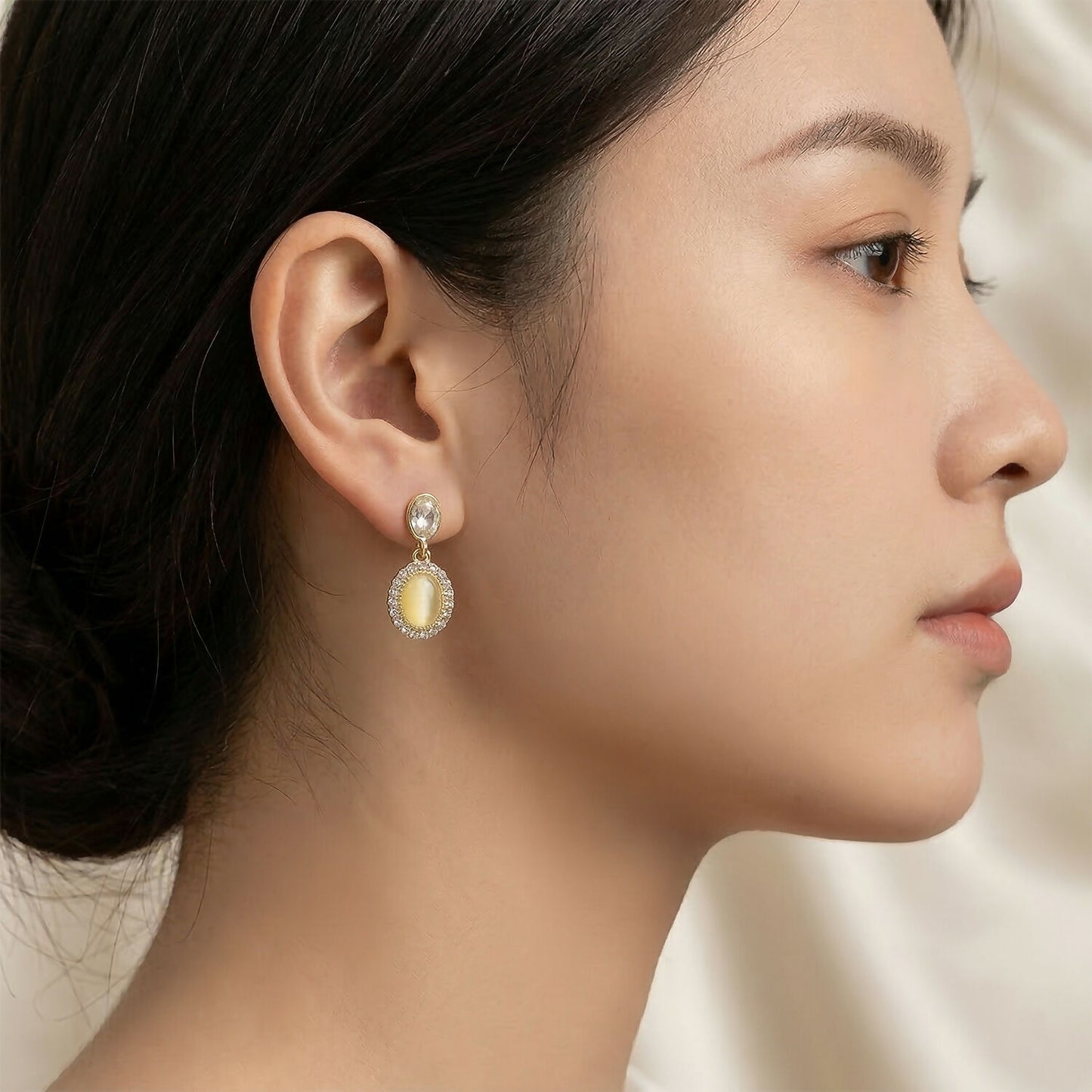 Elegant Oval Crystal Drop Earrings for Women and Girls Party Wear