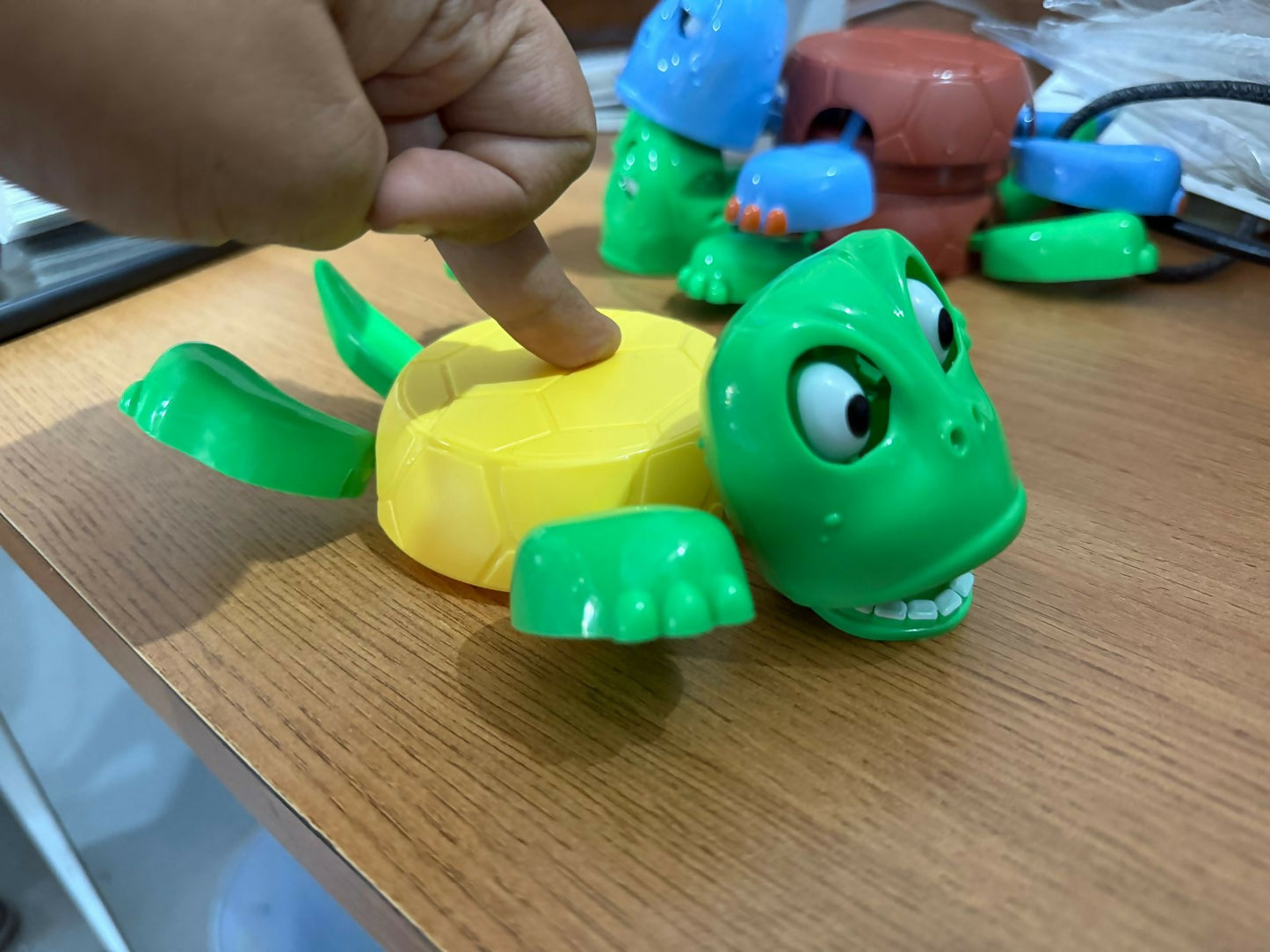 Press & Pop Turtle Toy for Kids Fun Interactive Stress Relief Toy