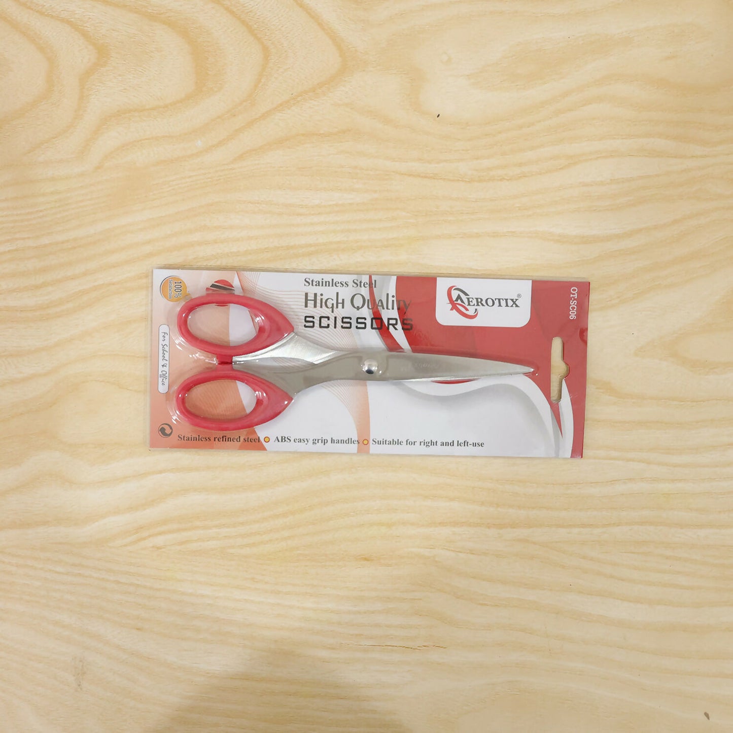 Red Scissor 01- live