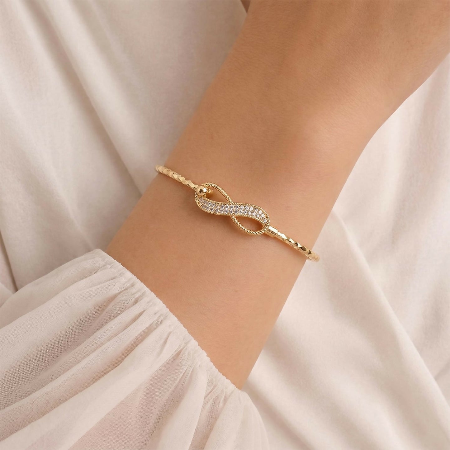 Openable gold kada bracelet showing clasp design
