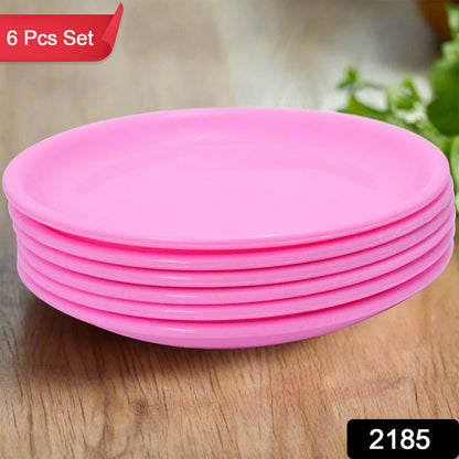 round mini soup plate, showing its smooth edge.