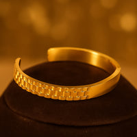 Custom Engraved Gold-Plated Bracelet – Personalized Name Print Adjustable Cuff for Men & Women
