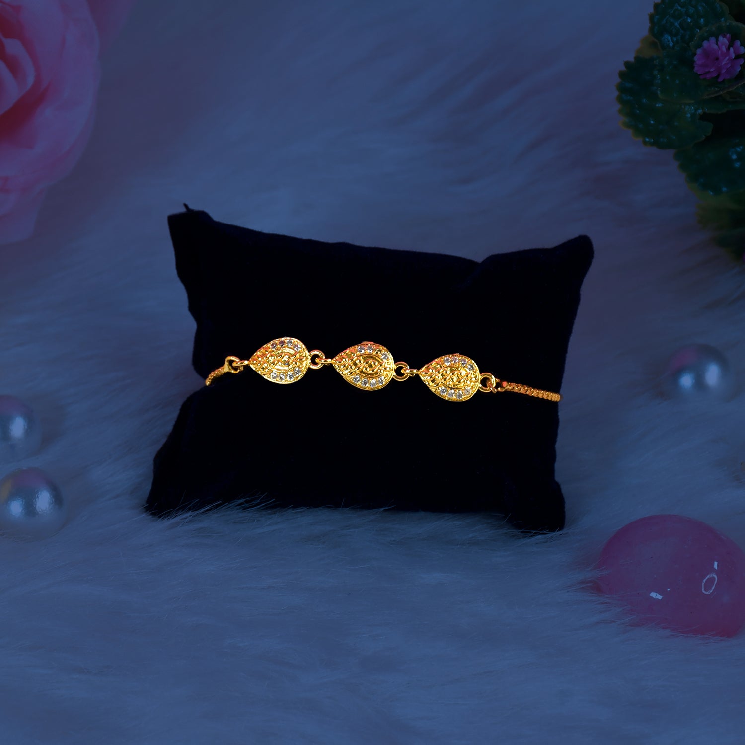 Chic Gold-Plated Bracelet – Elegant Shine for Every Occasion