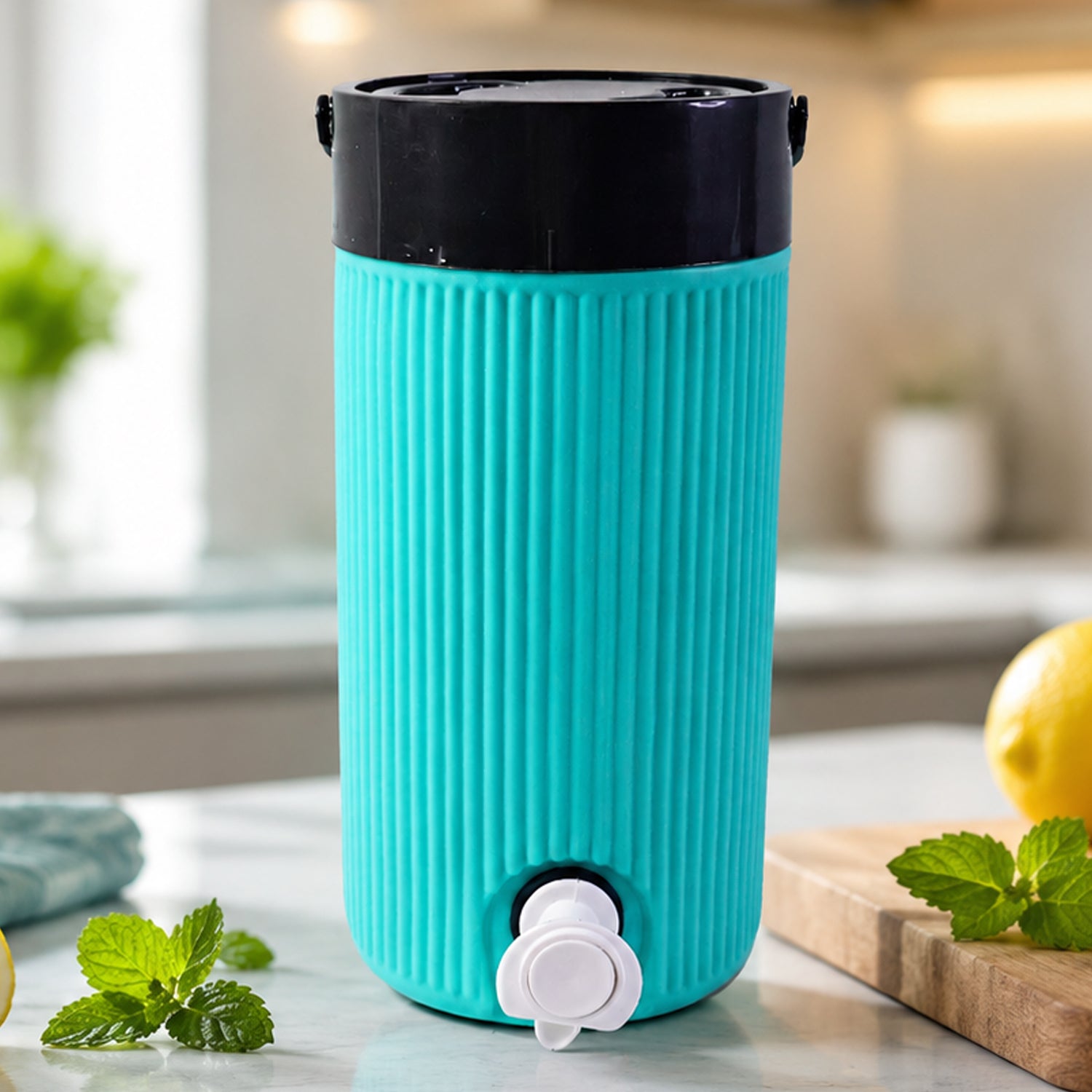 Insulated Water Jug with Tap Leakproof, Travel Cooler (2.5 Ltr)