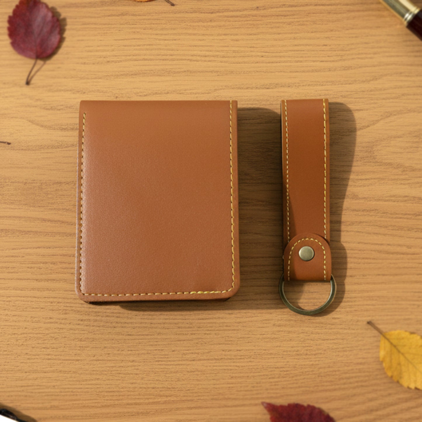 Minimalist wallet for men with detachable keychain