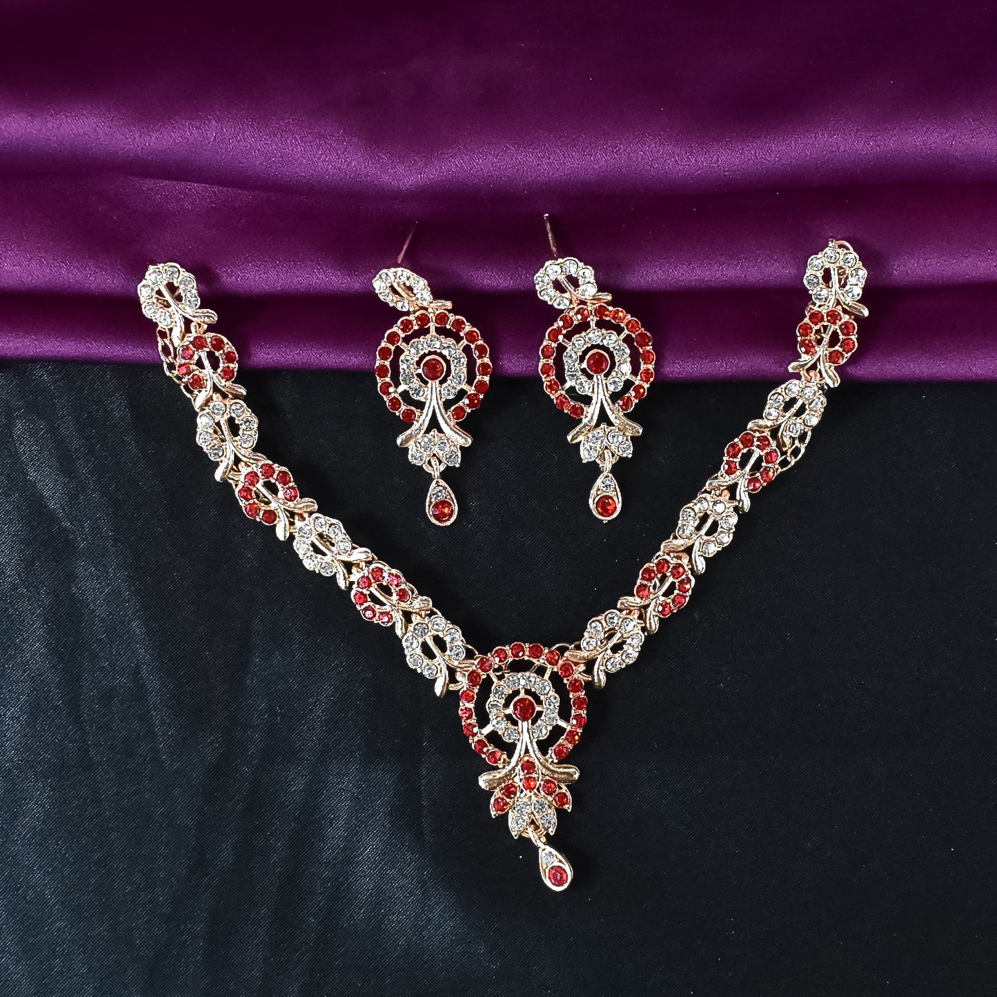 Red & White Diamond Necklace with Earring Set