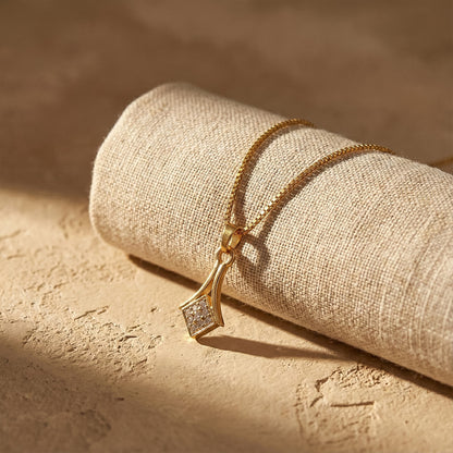 Elegant Sleek Pendant Necklace with Sparkling Square Stone Cluster