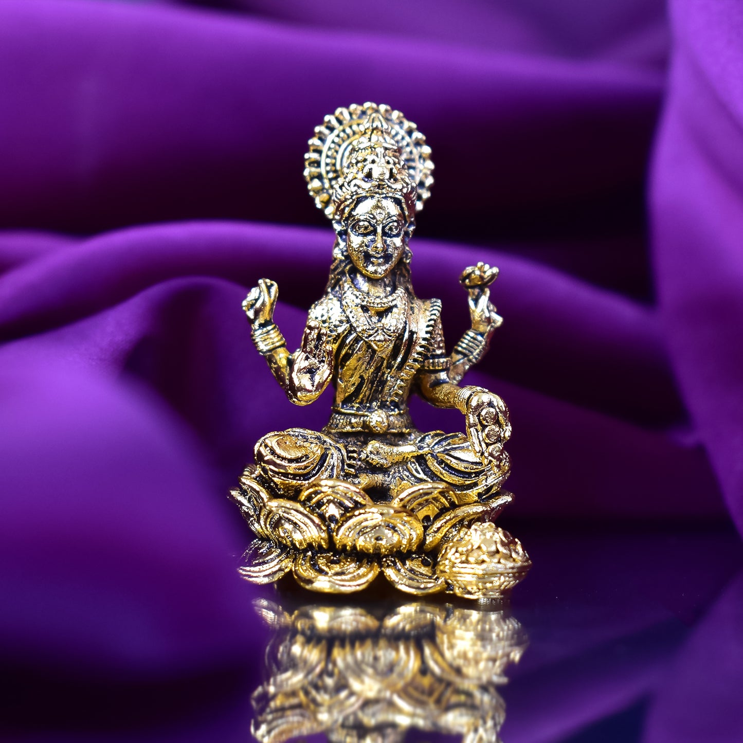 Gold-Plated Lakshmi Mata Murti - Divine Metal Statue for Wealth & Prosperity