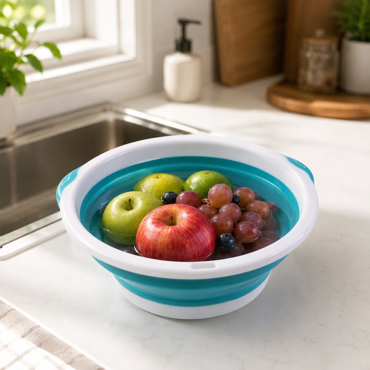 Foldable portable storage basket