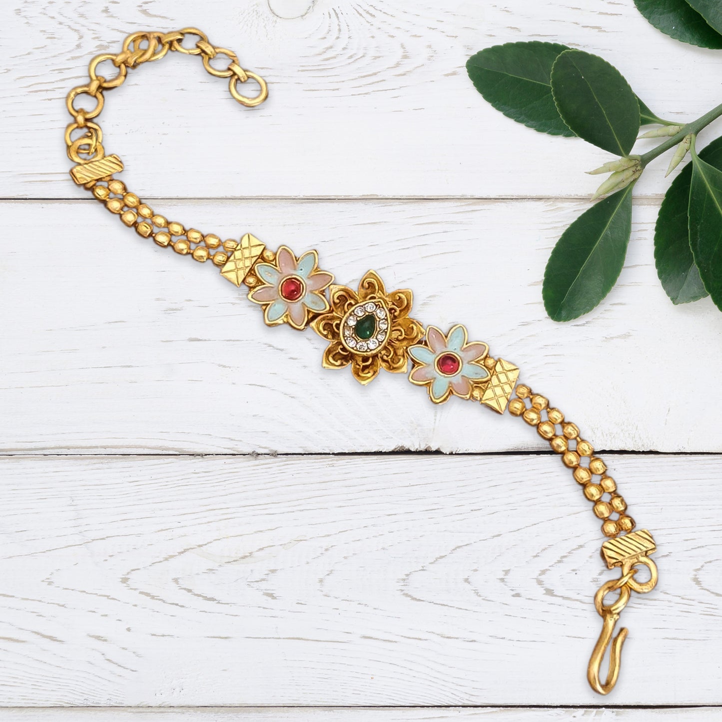 Classic Gold Brass Bracelet – Timeless Elegance