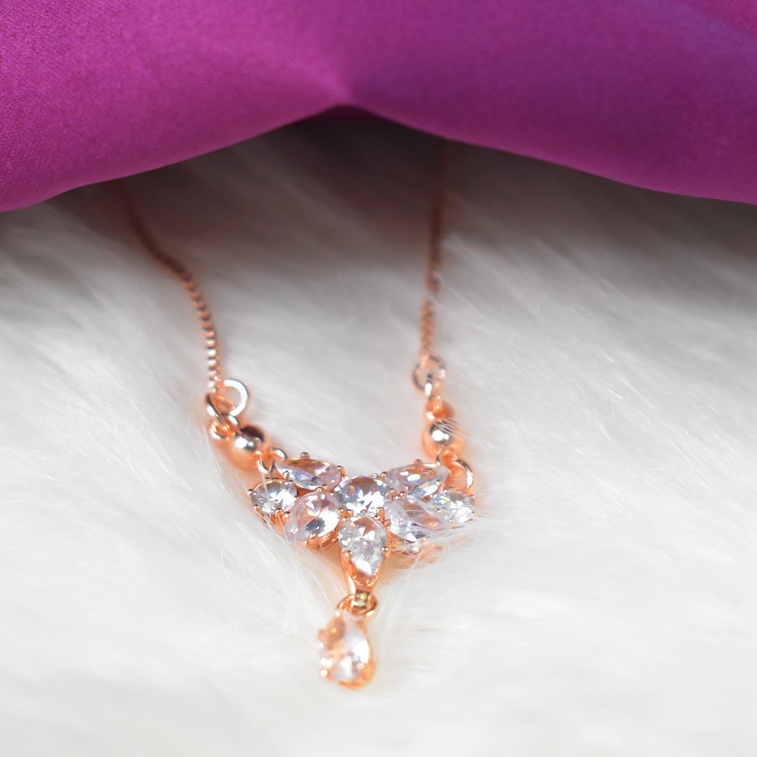 Diamond look Casual Chain Necklace