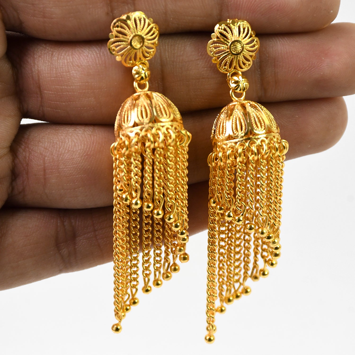 Regal Radiance: The Ultimate Jumka Earrings