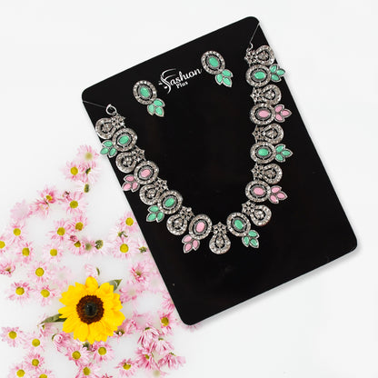 Exquisite Pink & Green Color Necklace Set