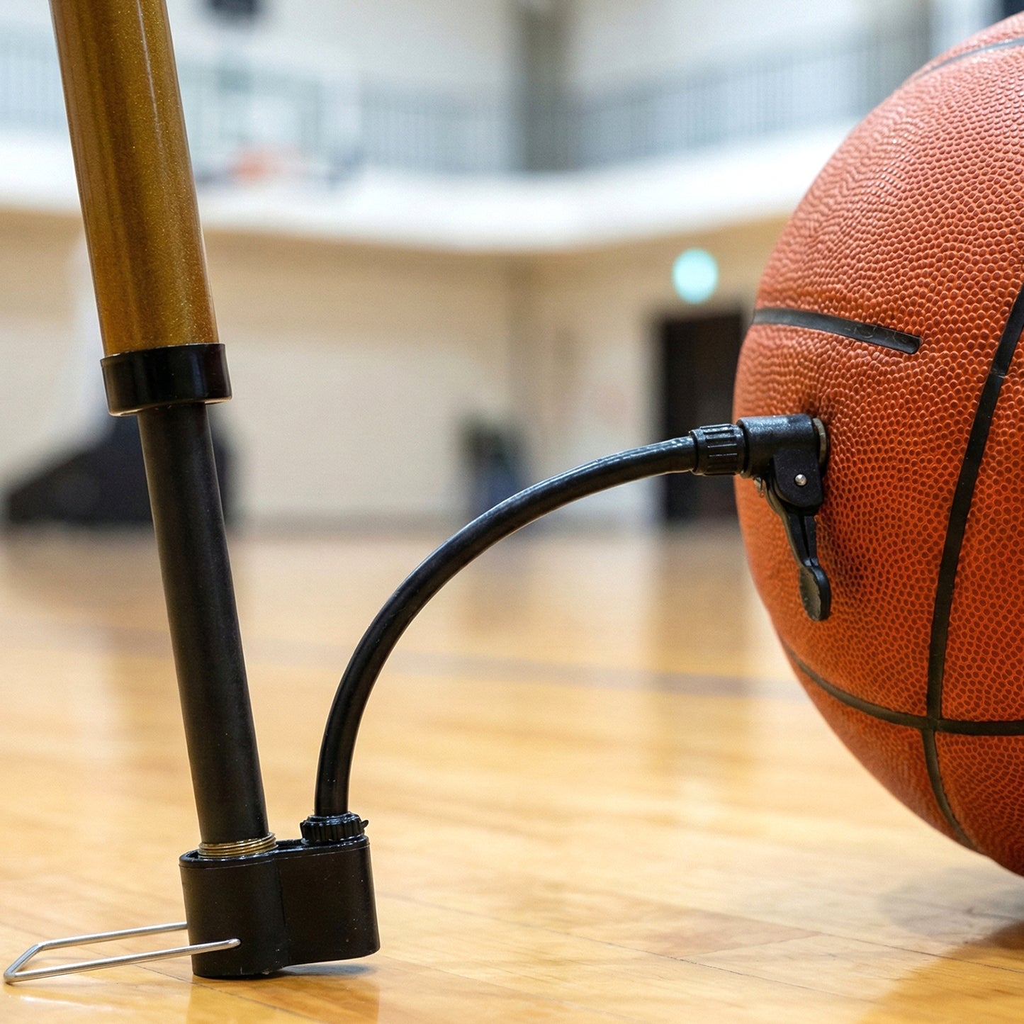 Mini Hand Air Pump – Portable Metal High-Pressure Inflator for Sports (1 Pc)