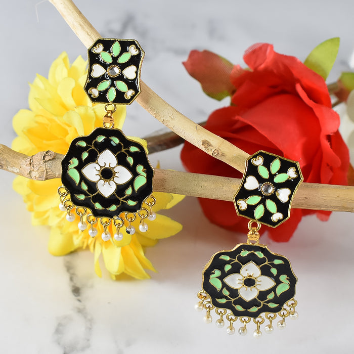 Trending Stylish Jumka Earrings with Modern Touch and Classic Charm