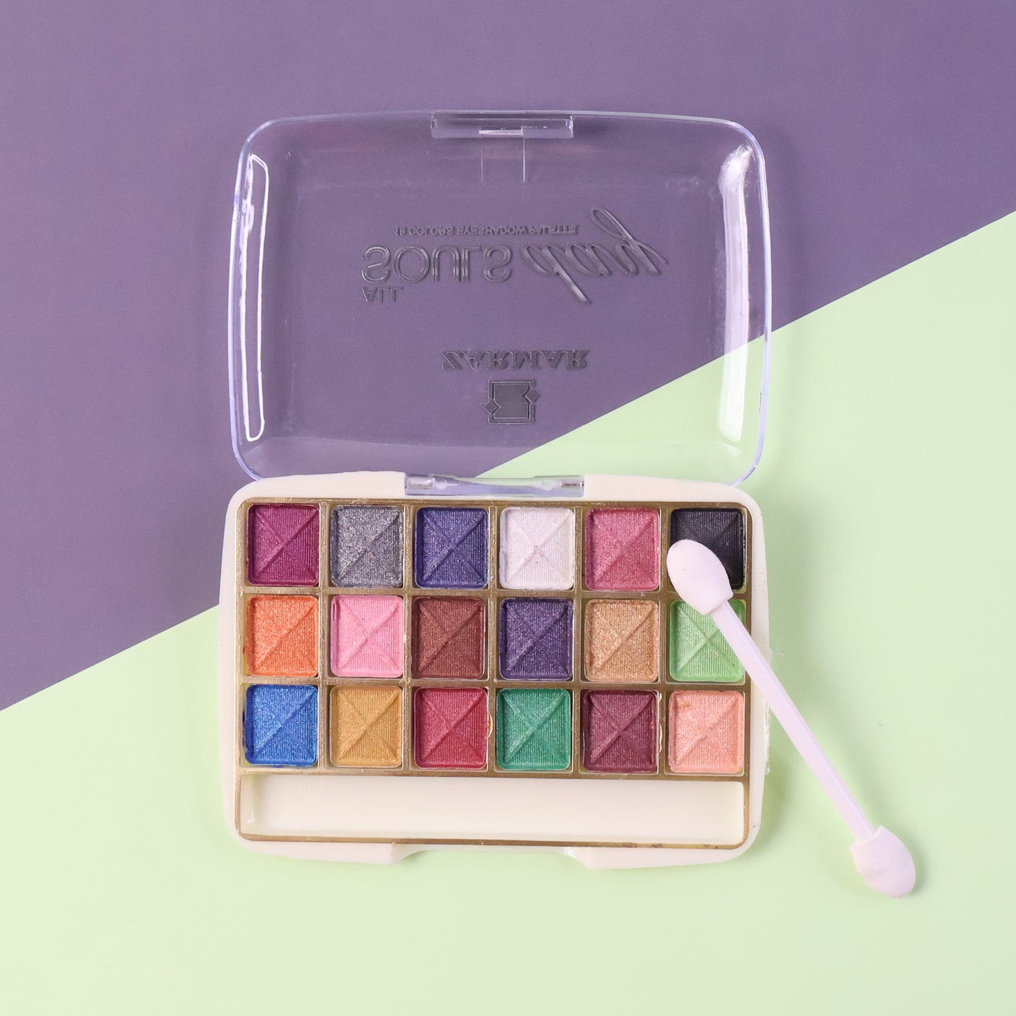 Premium 18-Color Shimmer Eyeshadow Palette (12 GM / 1 Pc)