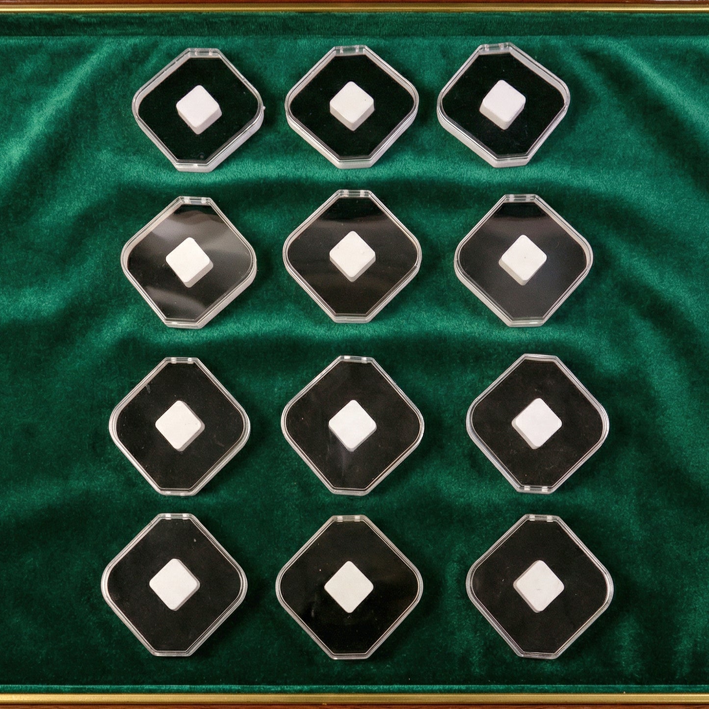 Side view of 12-piece jewellery storage box set