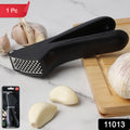 Garlic Press – Effortless Manual Garlic Crushing Tool