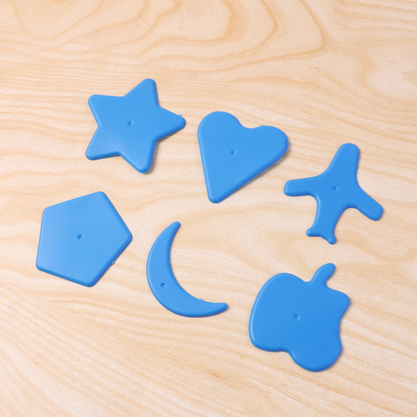 Haircut Design Stencil Set – 6-in-1 Safe Hair Trimmer Molds