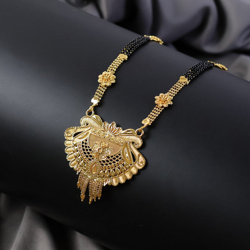 Elegant Traditional Mangalsutra Set with Grand Pendant & Matching Earrings